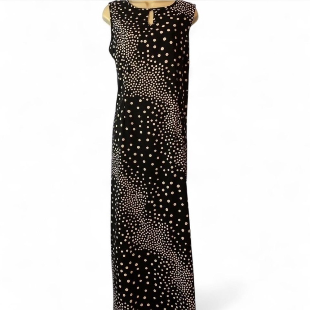 Premiere international vintage Black and White Polka Dot Maxi Dress keyhole  lrg